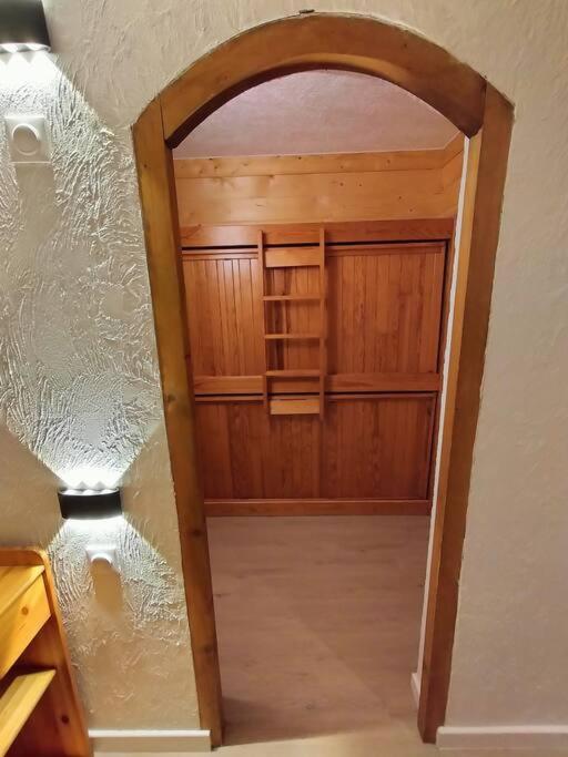 Appartement Meublé Avec Vue Sur Les Montagnes Et Piscine L'été *